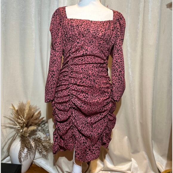 2/30 ZARA Leopard Print Ruched Mini Dress – Burgundy, Size L - Picture 4 of 7